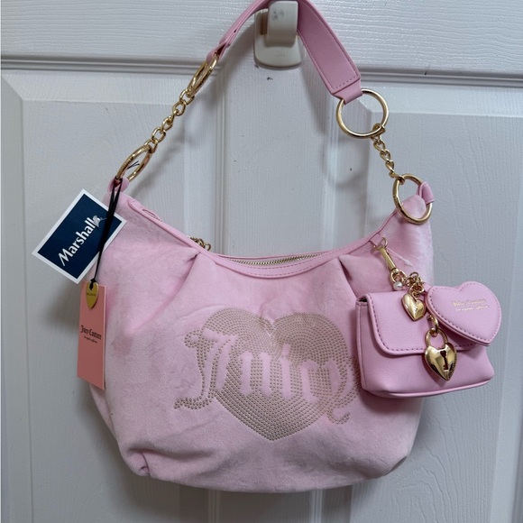 Juicy Couture Handbags - NWT Juicy Couture “Queen Couture” Hobo in Light Pink with Mini Pouch